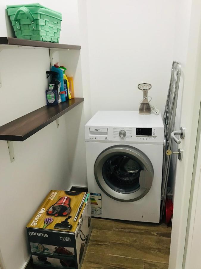 Comfy Apartment - Free Private Parking,Ac,Wi-Fi Carei Ngoại thất bức ảnh